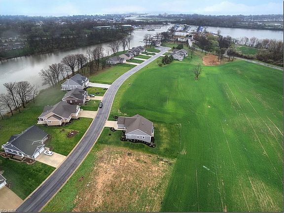 2nd image of 1124 Sheltered Brook Dr