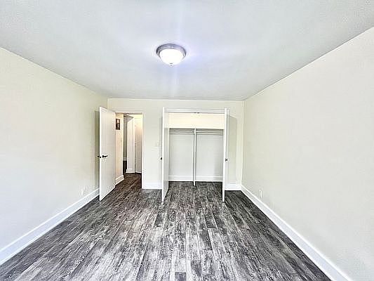 5th image of 4140 Denman St #1N