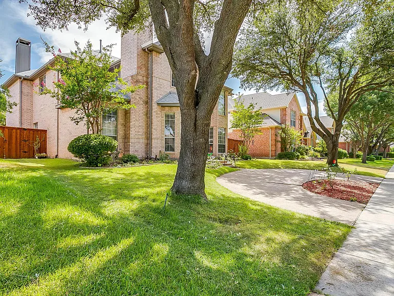 3944 Sunflower Ln — Photo 3