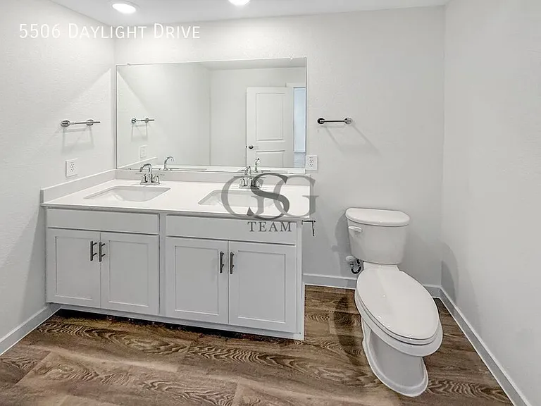 5506 Daylight Dr — Photo 9