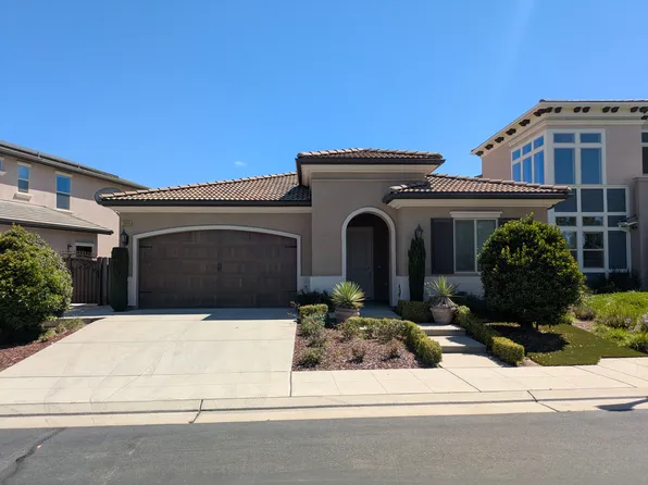1699 E Bella Fiore Dr, Fresno, CA 93730