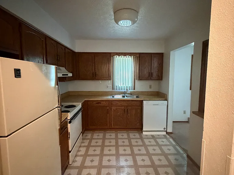 4726 Trevor Cir #1 — Photo 7
