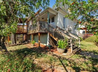 1210 SE Fullerton St, Roseburg, OR
