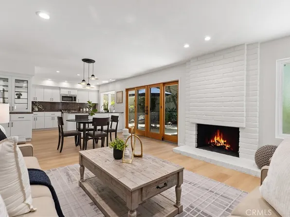 19 Whitewood Way, Irvine, CA 92612