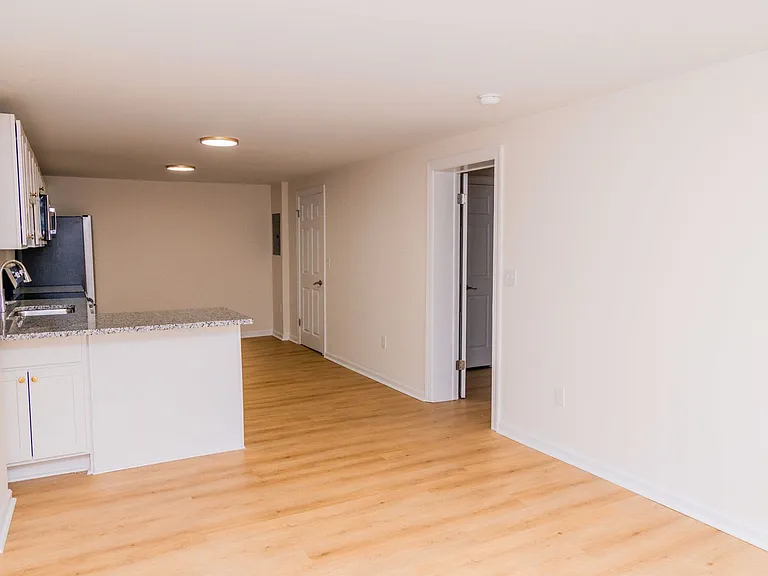 103 Cresap Rd — Photo 6