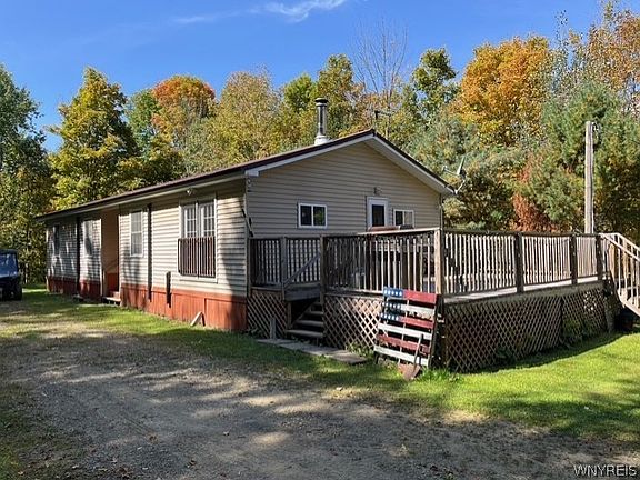 2nd image of 2761 Friendship Ln