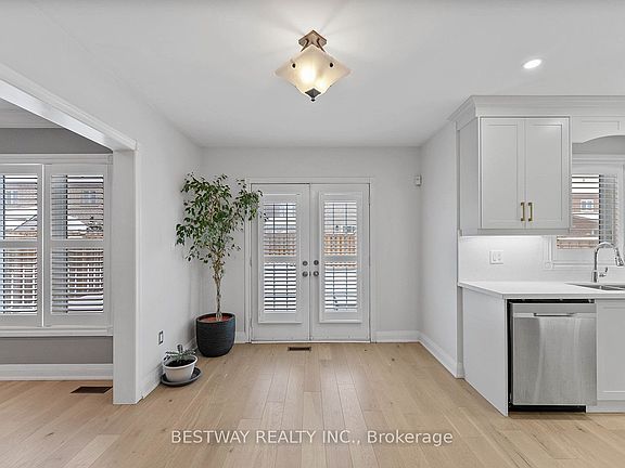 5th image of 172 Ribston St