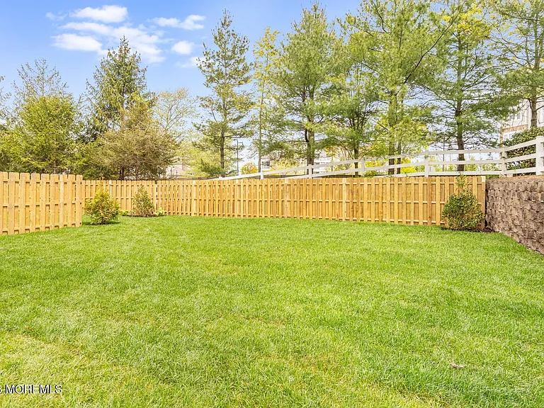 2113 River Rd #A — Photo 32
