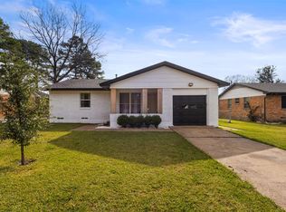 206 W Vista Dr, Garland, TX 75041