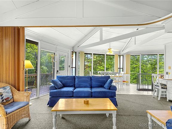 5th image of 146 Tree Top Dr #8