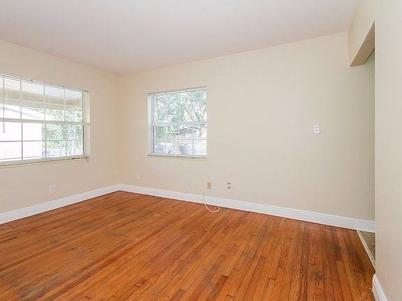 5th image of 2168 8th Ave N APT 2