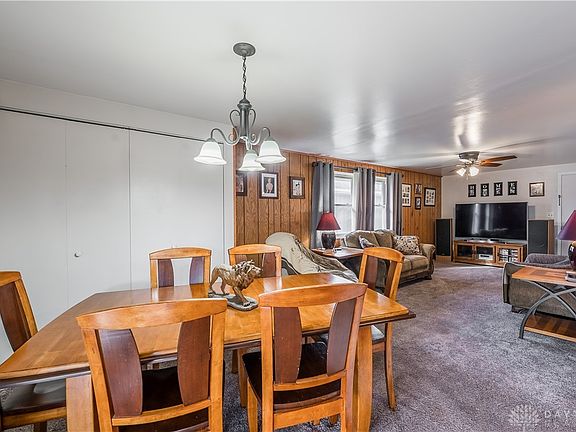 4th image of 114 Silverstone Dr