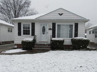 2614 Center Dr, Parma, OH
