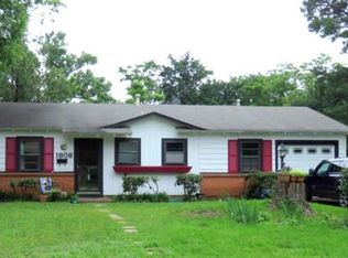 1808 Friar Tuck Dr, Arlington, TX 76013