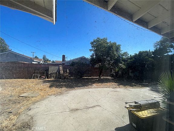 5th image of 10302 Katella Ave