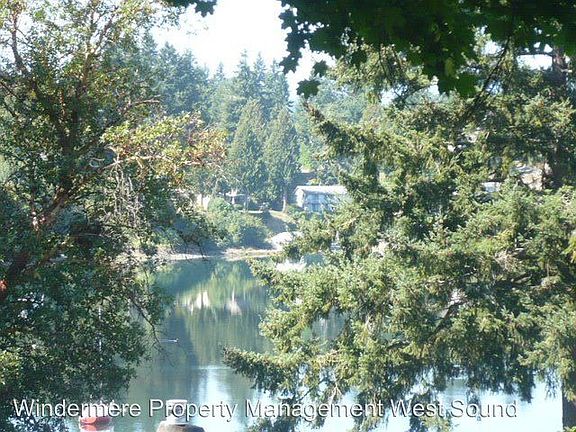 4th image of 2135 E Phinney Bay Dr #A