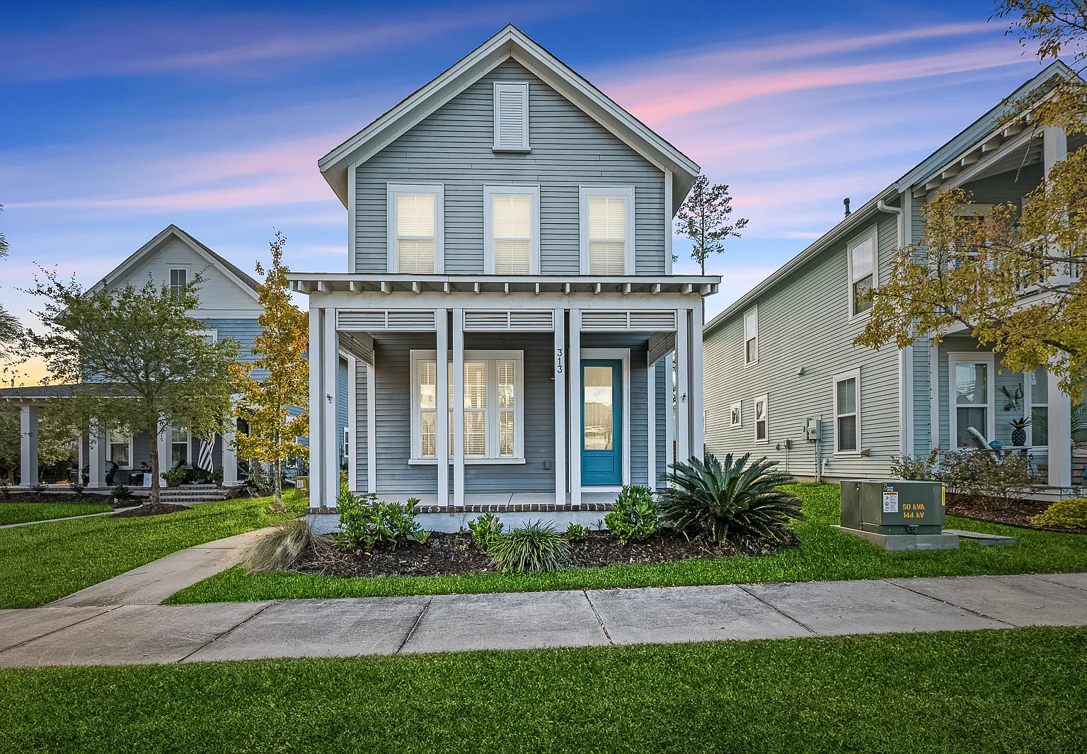 3 bed, 2.5 bath, 1520 sqft, $2,400 — Photo 1
