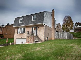 433 Brierly Ln, Homestead, PA