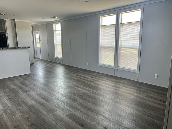 3rd image of 11085 Pine Acre Trails Blvd #8ZRBRQ