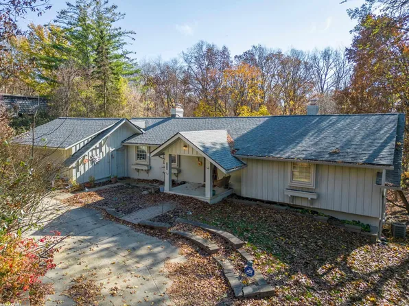 1035 W Snell Rd, Rochester, MI 48306
