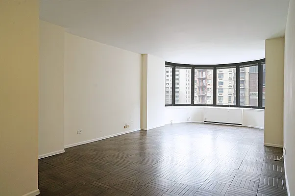 Rented by Level Group | media 12