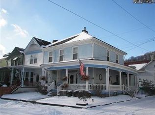 421 Riverside Ave, Wellsville, OH 43968