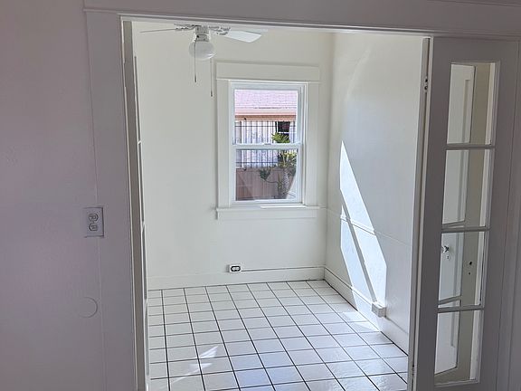 2nd image of 4760 Oregon St