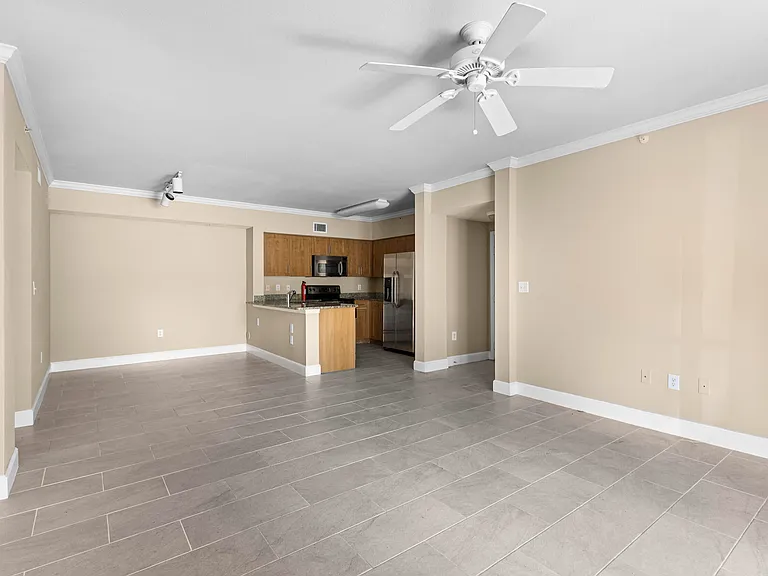 6450 Emerald Dunes Dr #103 — Photo 14