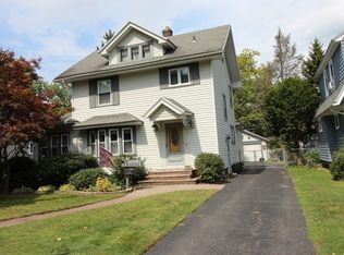 164 Seville Dr, Rochester, NY 14617