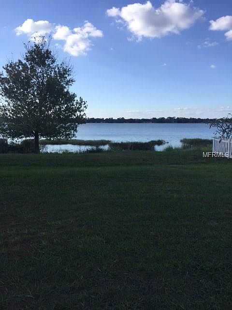 2nd image of 290 Lake Daisy Loop