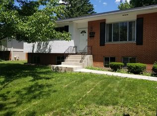 1918 Riverdale Rd, Columbus, OH 43232