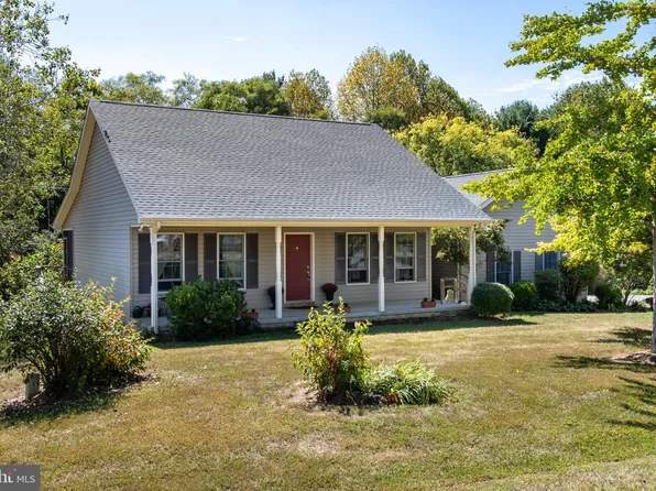 813 S Meadowview Dr, Chestertown, MD 21620