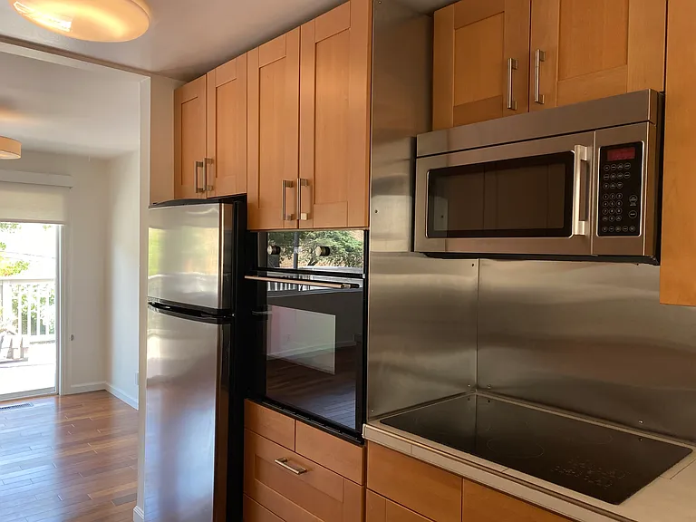 FRIDGE WALL OVEN COOKTOP & MICROWAVE