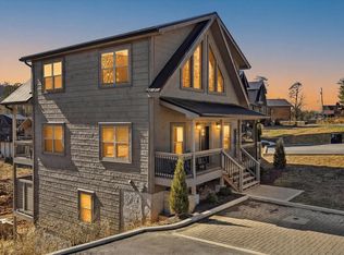 2872 Sequoia Rd, Pigeon Forge, TN 37863