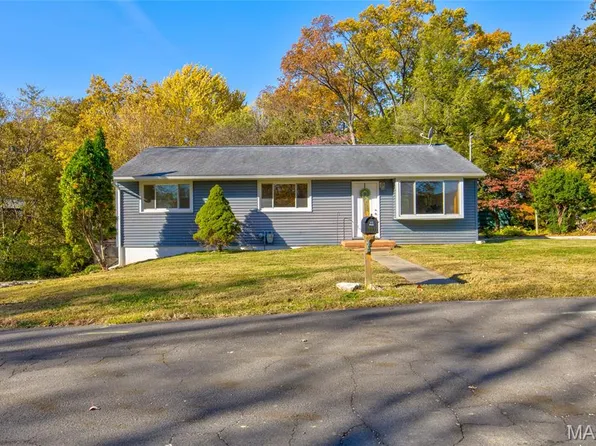 351 Kennedy Dr, East Alton, IL 62024
