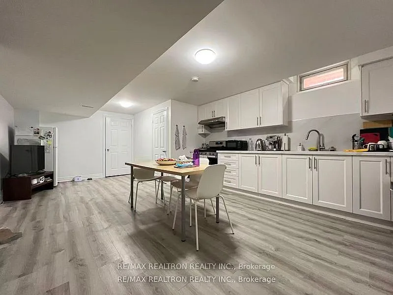 2 bed, $1,700 — Photo 3