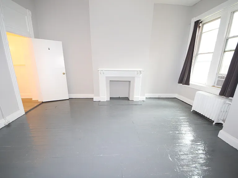 1303 N Calvert St #2R — Photo 5