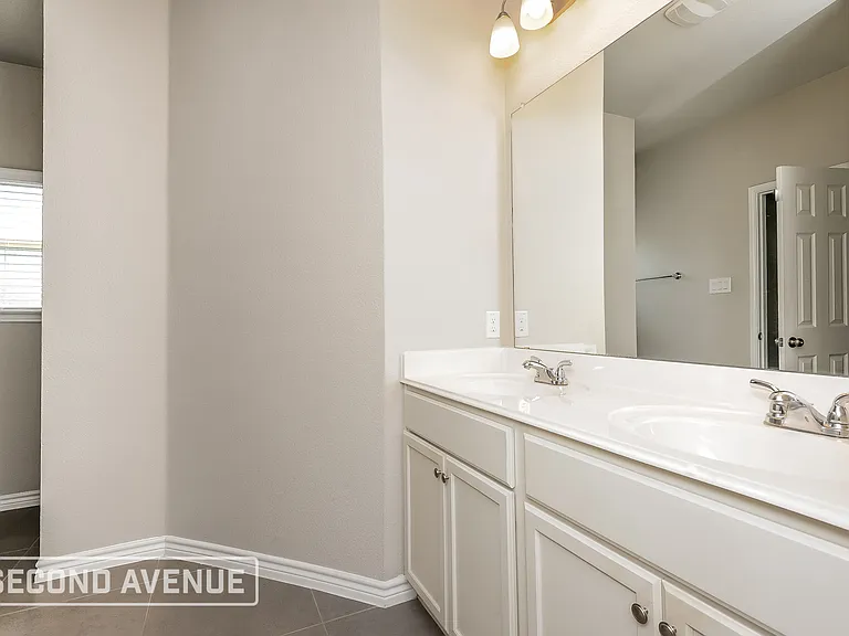 2109 Lorrie Ln — Photo 20