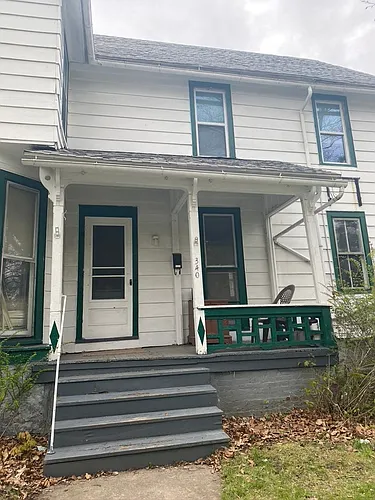 340-342 Pearl St Photo 1
