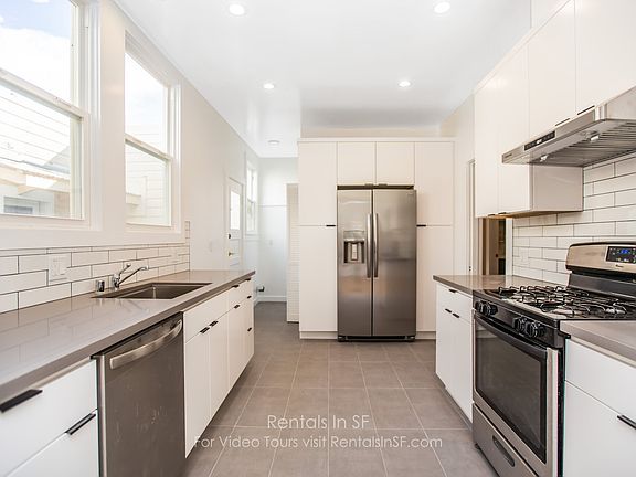 3rd image of 812 25th St