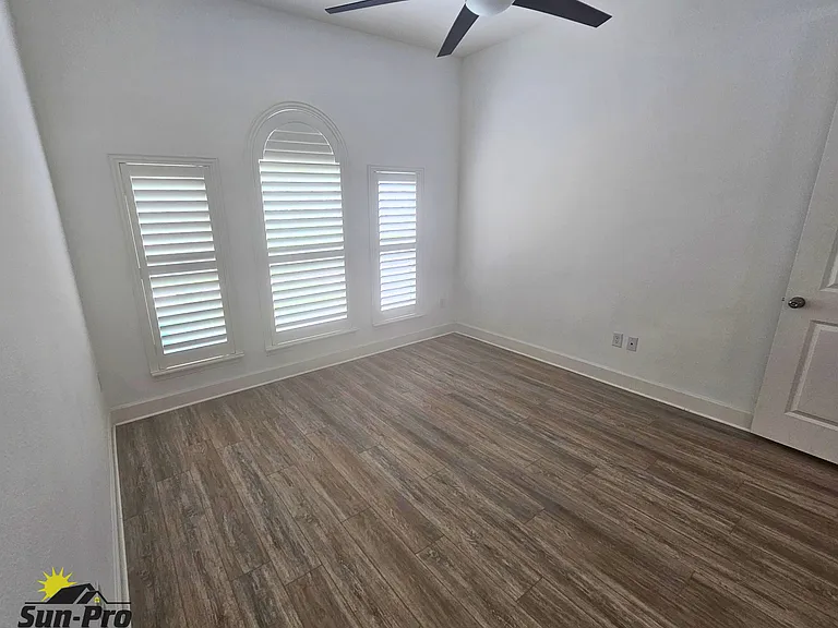 6235 W Fallsgrove Ln — Photo 21