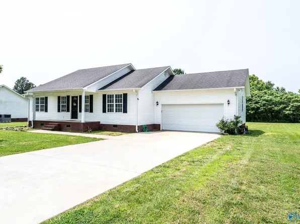 35 County Road 820, Scottsboro, AL 35768