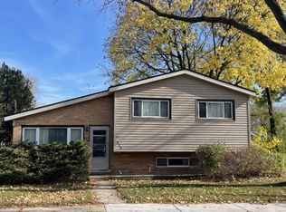 425 N Chatham Ave, Villa Park, IL