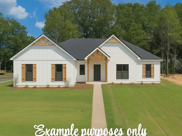 34 Lorie Lee Loop, Deatsville, AL 36022