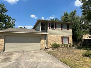 12534 Lacey Crest Dr, Houston, TX 77070