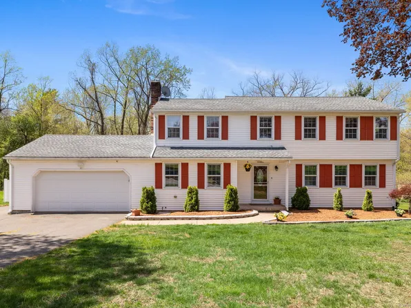 45 Ledgecrest Terrace, Manchester, CT 06040