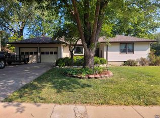 2214 W 22nd Ave, Emporia, KS 66801