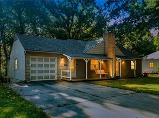 5025 NE Tarkio St, Kansas City, MO 64118