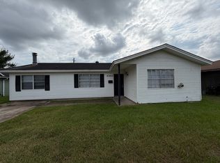4960 Beaumont Dr, Beaumont, TX 77708