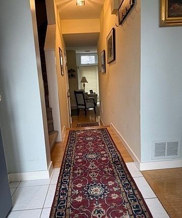 5th image of 60 Amity Pl Unit 60